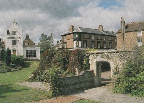 Bexhill On Sea Pub Antiques Shop The Bell Hotel Photo Postcard