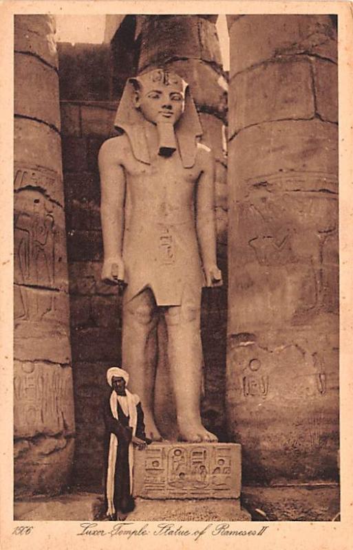 Egypt, Egypte, Africa Luxor Temple, Statue of Rameses II  Luxor Temple, Statu...