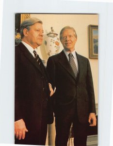 Postcard German Helmut Schmidt & Pres. Jimmy Carter Talking at the Oval Office