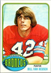 1976 Topps Football Card Bill Van Heusen Denver Broncos sk4234