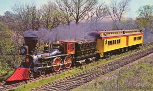 Postcard View of the Famous Engine General , Civil War Locomotive .     Z9