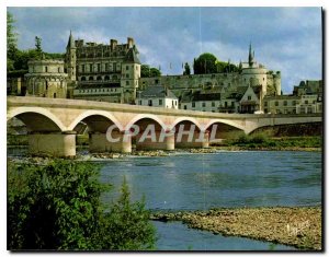 Postcard Modern Amboise Indre et Loire The bridge over the Loire and the Chateau