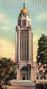 1940s LINCOLN NEBRASKA STATE CAPITOL TOWER VINTAGE AUTOS LINEN POSTCARD 46-123