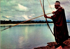 VINTAGE CONTINENTAL SIZE POSTCARD AMAZONIA PERUVIAN NATIVE INDIAN FISHING 1974