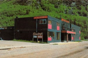 SKAGWAY, Alaska AK   KLONDIKE HOTEL  Roadside 4x6 Continental OVERSIZE Postcard
