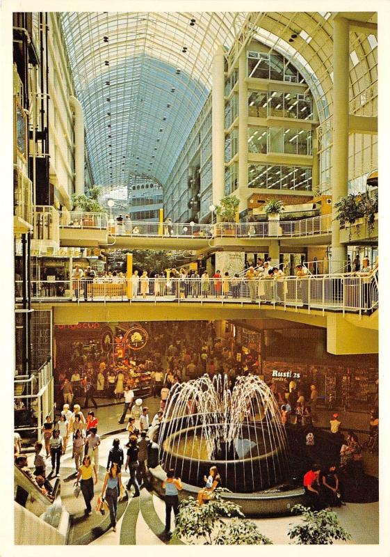 B33066 Eaton Centre Toronto Beautiful fountains   canada