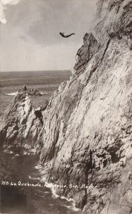 Mexico Acapulco La Quebrada Cliff Diving Real Photo