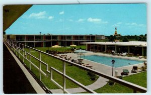 LEXINGTON, Kentucky KY ~ Roadside HOLIDAY INN Swimming Pool c1950s-60s  Postcard