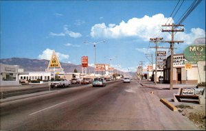 Albuquerque New Mexico NM 1960s Cars Motels Street Scene Vintage Postcard