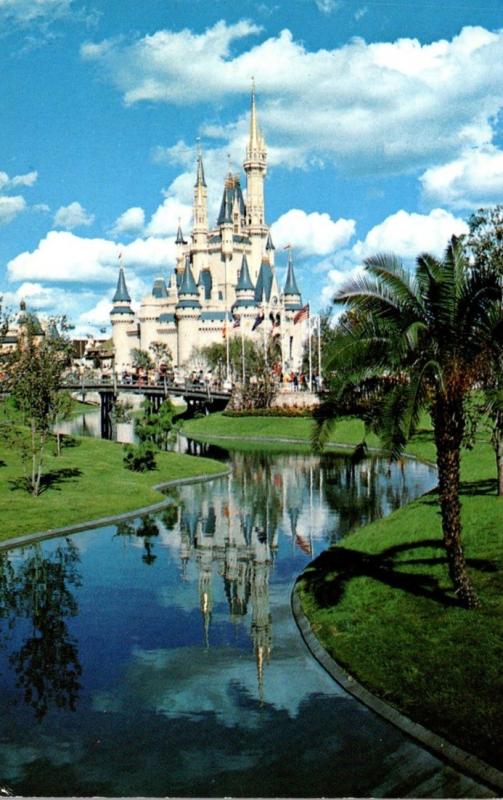 Florida Walt Disney World Cinderella Castle