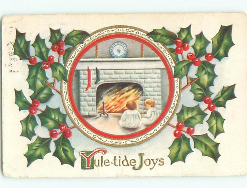 Divided-Back KIDS AT CHRISTMAS SCENE Great Postcard W8350