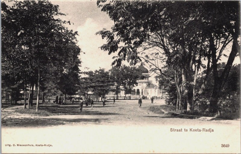 Indonesia Straat te Koetaradja Banda Atjeh Atjeh Sumatra Vintage Postcard C111