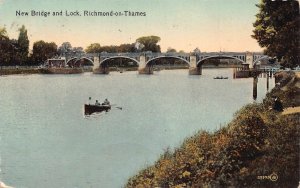 L232 England 1917 WWI Front post New Bridge and Lock Richmond on Thames postcard