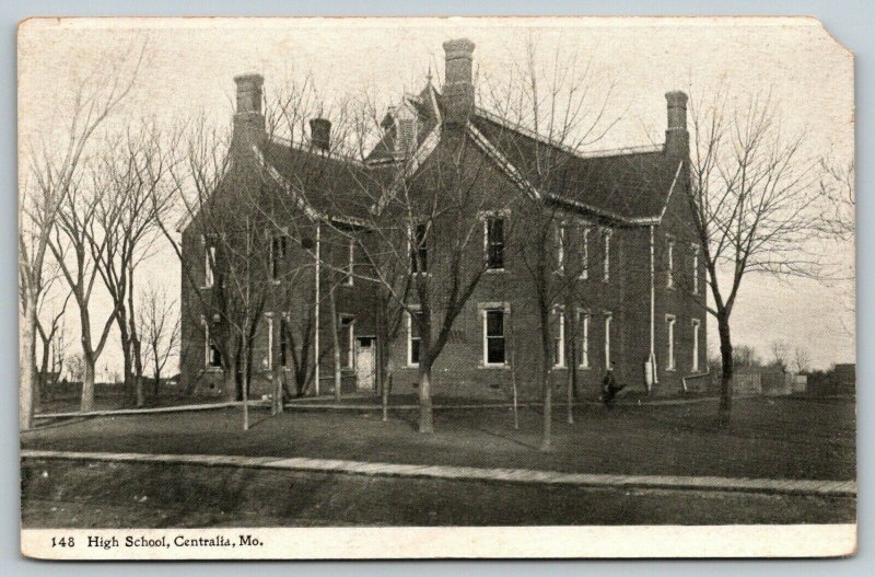 Centralia MOHigh SchoolOpen WindowsHouses Way Back Behind1910 CU Williams