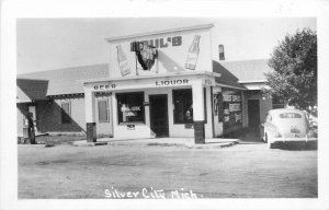 Postcard RPPC 1940s Michigan Silver City Paul's Liquor Store auto MI24-3093