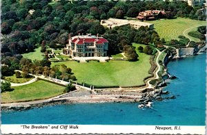 CONTINENTAL SIZE POSTCARD THE BREAKERS AND CLIFF WALK NEWPORT RHIDE ISLAND