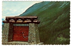 Spiral Tunnel Sign, Yoho National Park, British Columbia, Totem Pole