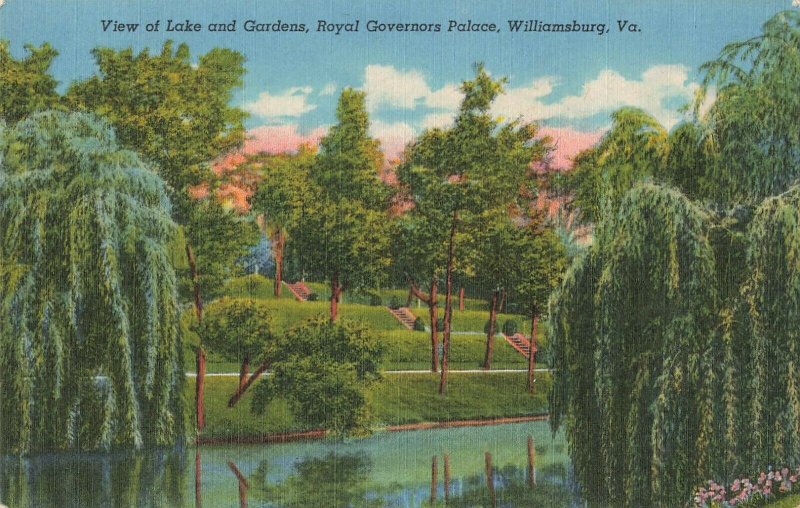 Postcard View of Lake and Gardens, Royal Governors Palace, Williamsburg, VA ME3.