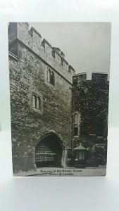 Vintage Postcard Gateway of the Bloody Tower at The Tower Of London