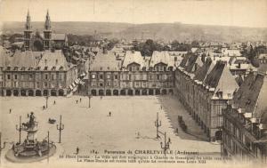 CPA Panorama de CHARLEVILLE La Place Ducale - La Villa .. (173924)