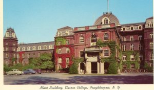 Postcard Early View of Main Building, Vassar College, Poughkeepsie, NY.  P5