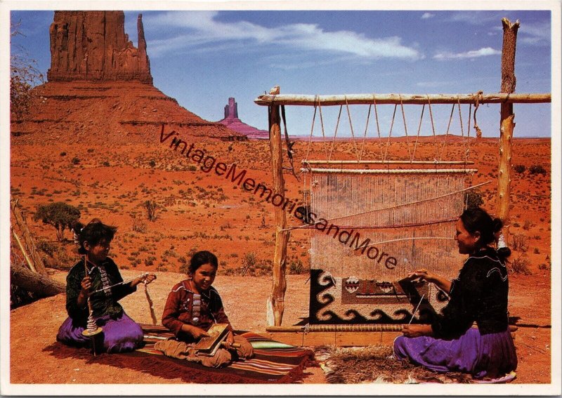 Navajo Woman & Daughters Weaving Navajo Rug Monument Valley Postcard UT/AZ PC233