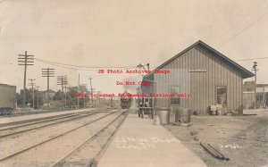 Depot, Illinois, Cary, RPPC, Chicago & North Western Railroad Station, Childs