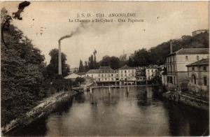 CPA ANGOULEME - La Charente a St-Cybard - Une Papeterie (519169)