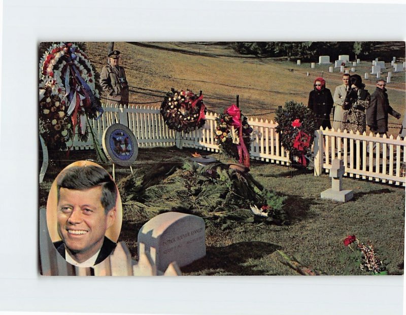 Postcard Grave site of John F. Kennedy, Arlington National Cemetery, Virginia