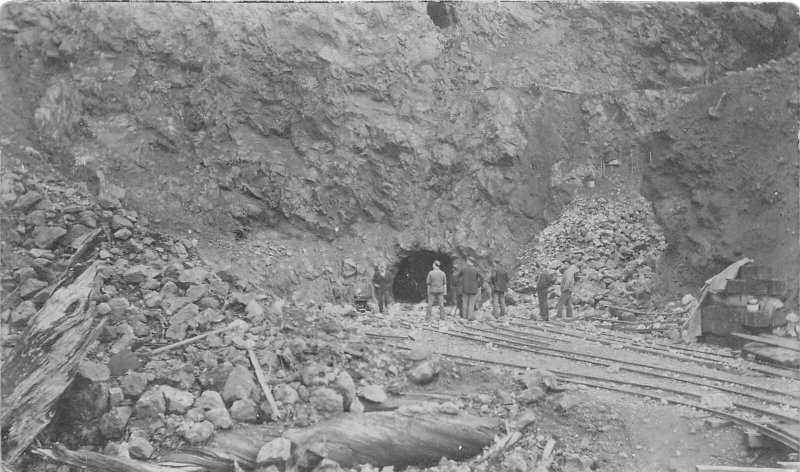 J68/ Seattle Washington RPPC Postcard c1910 Men Mining Railroad Carts 184