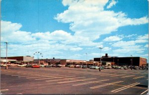 Massachusetts Peabody North Shore Shopping Center