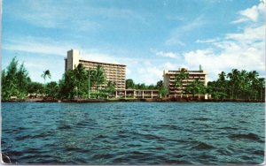 postcard HI - Naniloa Hotel - ship's eye view