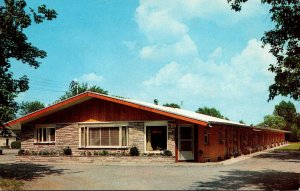 New York North Syracuse Traveler's Motel