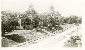 Postcard RPPC View of  St. Augustine College in St. Augustine, FL.  P4