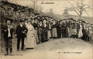 CPA En Limousin - Une Noce a la Campagne - Folklore (1039418)