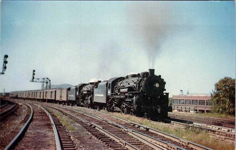 Postcard TRAIN SCENE South Bend Indiana IN AK9742