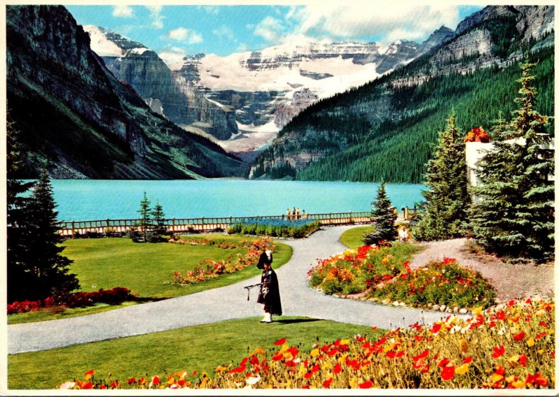 Canada Alberta Banff The Piper At Lake Louise