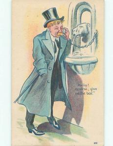 Pre-Linen Comic DRUNK MAN THINKS FOUNTAIN IS TELEPHONE BOOTH AB8808