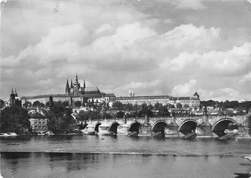 B29016 Praha Prague Castle and Charles Bridge czech republic