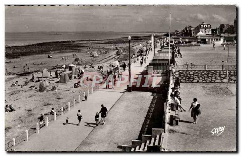 Luc sur Mer Old Postcard The walk to the promenade and the beach