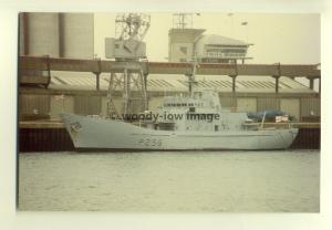 na0424 - Royal Navy Warship - HMS Shetland- photograph 6x4