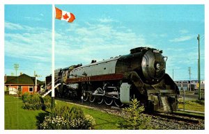 Postcard TRAIN SCENE Between Calgary & Revelstoke British Columbia BC AQ1321