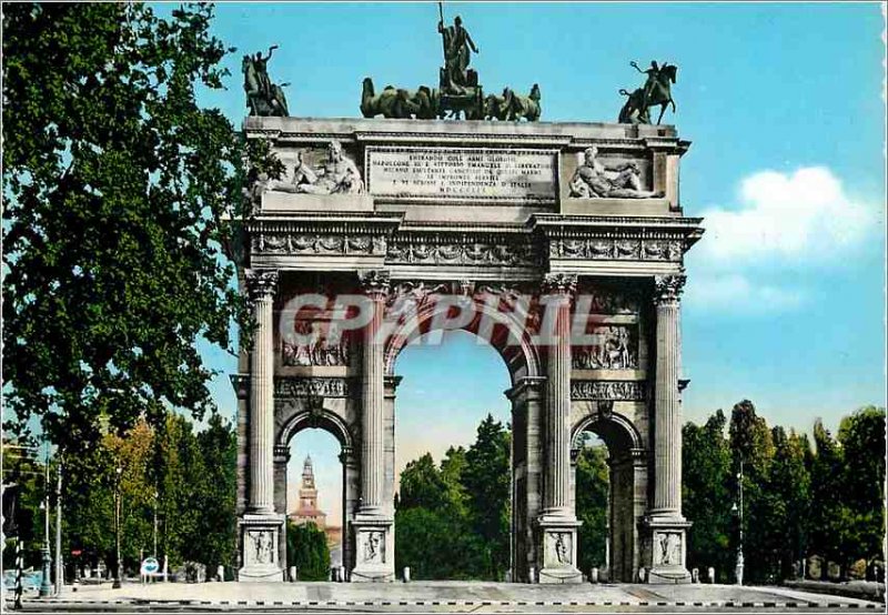 Postcard Modern Milan Arch of Peace