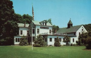 Pompton Lakes, New Jersey - Dine at the Swiss Tavern on U.S. Route 202 - 1950s