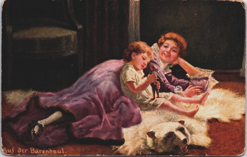 H. Gitter Auf der Bärenhaut Mother Daughter Bear Skin Rug Vintage Postcard C194