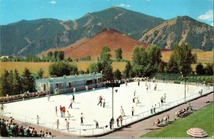 Union Pacific Railroad Pictorial Postcard Skating Rink Sun Valley Idaho Ice Vtg 