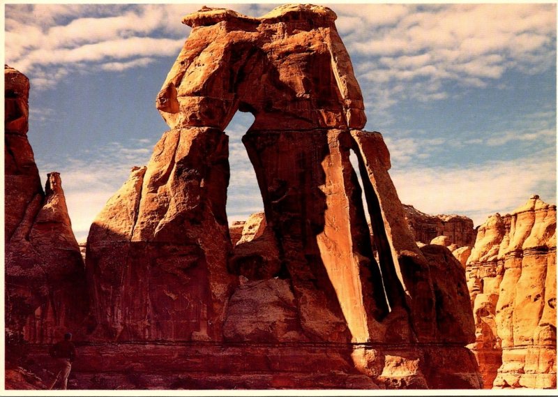 Utah Canyonlands National Park Druid Arch