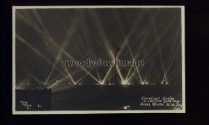 na9011 - Royal Navy - 1924 Searchlight Display seen from Ryde Pier - postcard