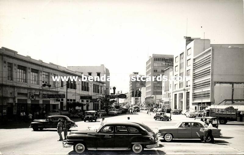 colombia, BARRANQUILLA, Paseo Bolivar, Cars, Taxi (1961) RPPC, Stamps