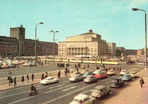 Postcard Messestadt Leipzig Oper Am Karl-Marx-Platz Berlin, Germany